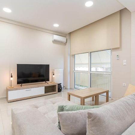 Cosy 2Br Apartment Next To Bars & Restaurants Атина Екстериор снимка