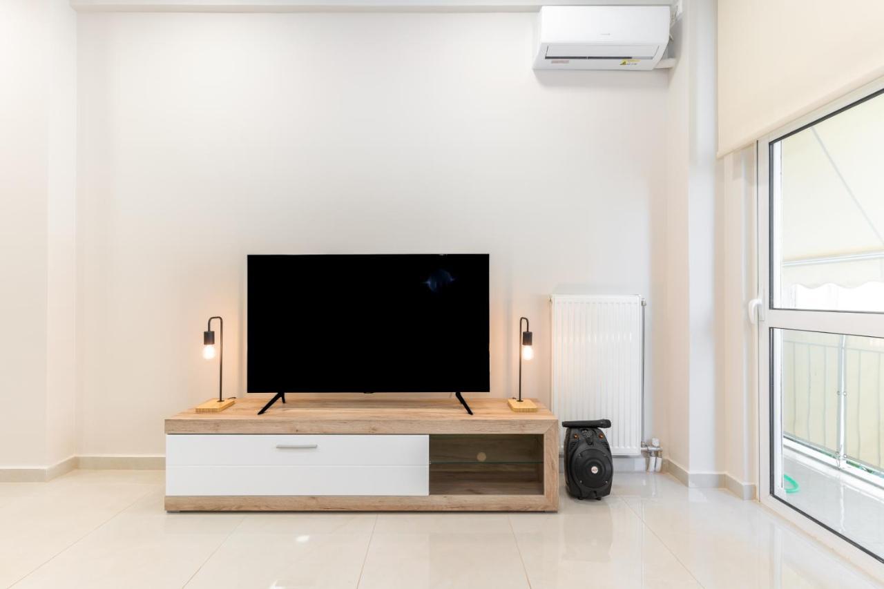 Cosy 2Br Apartment Next To Bars & Restaurants Атина Екстериор снимка