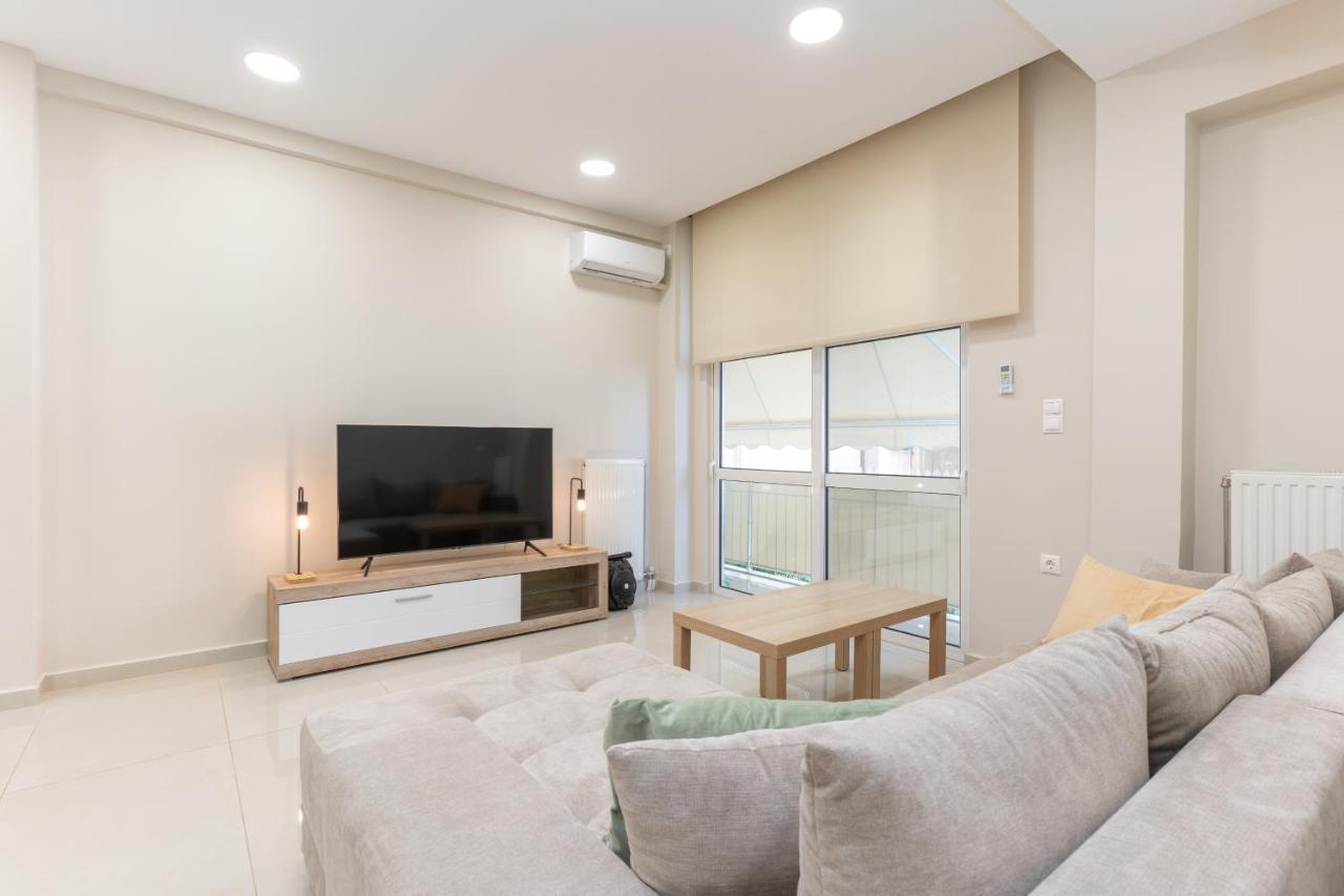 Cosy 2Br Apartment Next To Bars & Restaurants Атина Екстериор снимка
