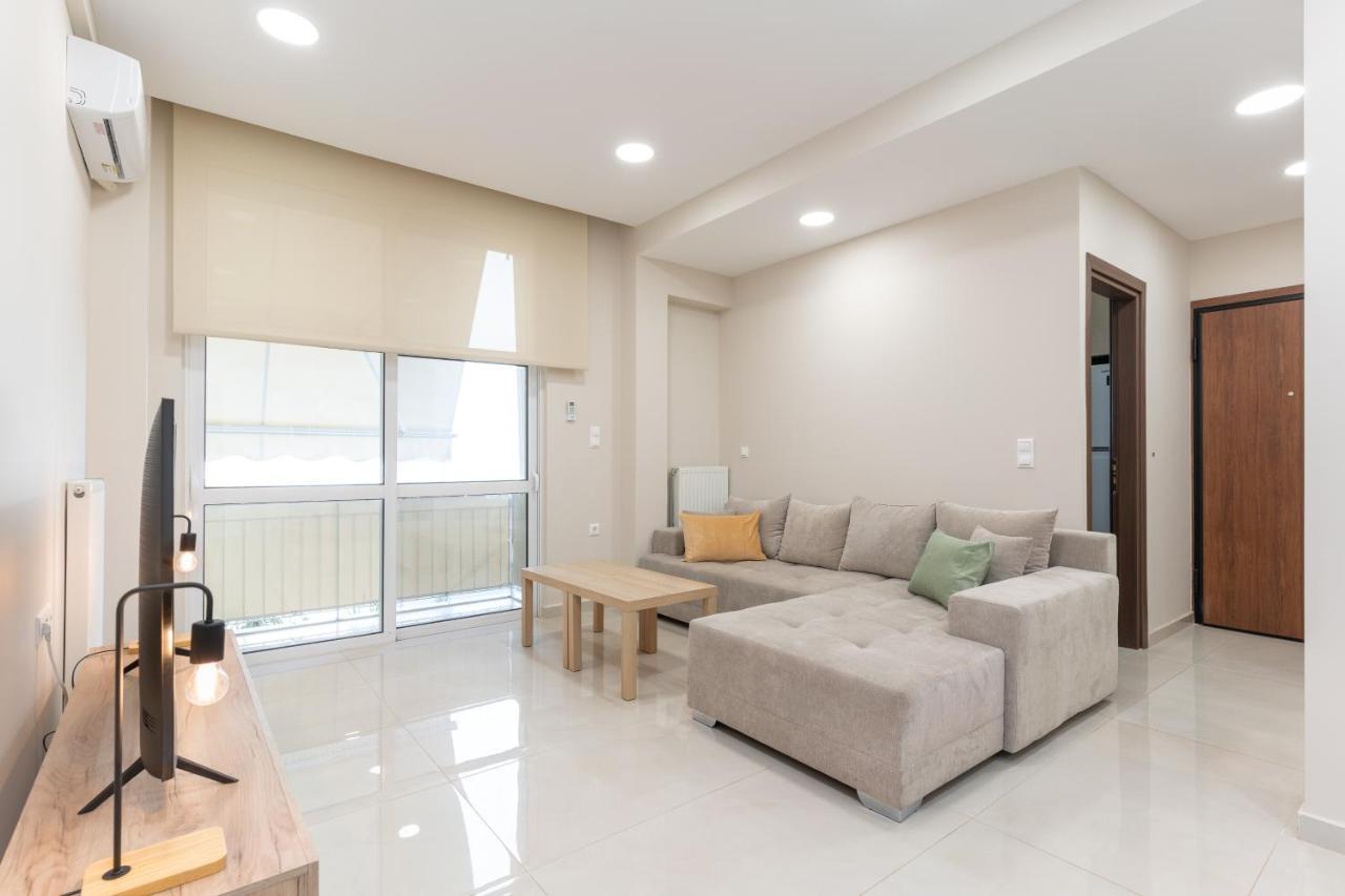 Cosy 2Br Apartment Next To Bars & Restaurants Атина Екстериор снимка