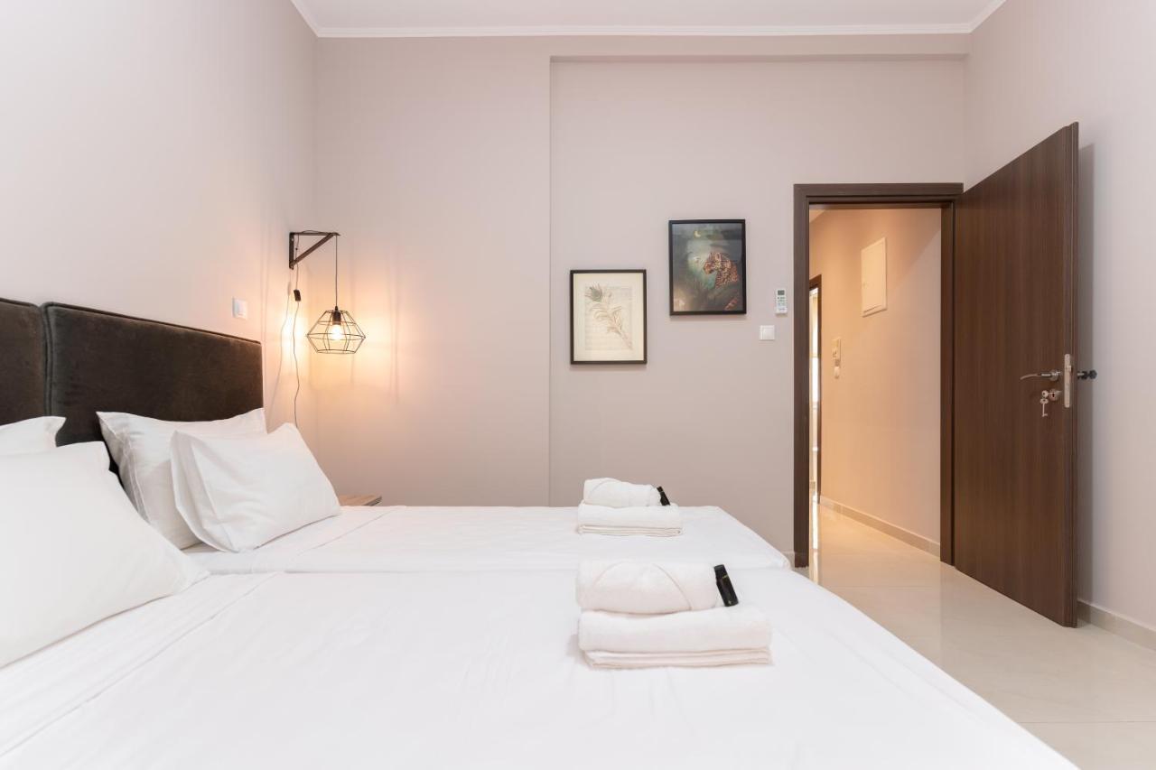 Cosy 2Br Apartment Next To Bars & Restaurants Атина Екстериор снимка