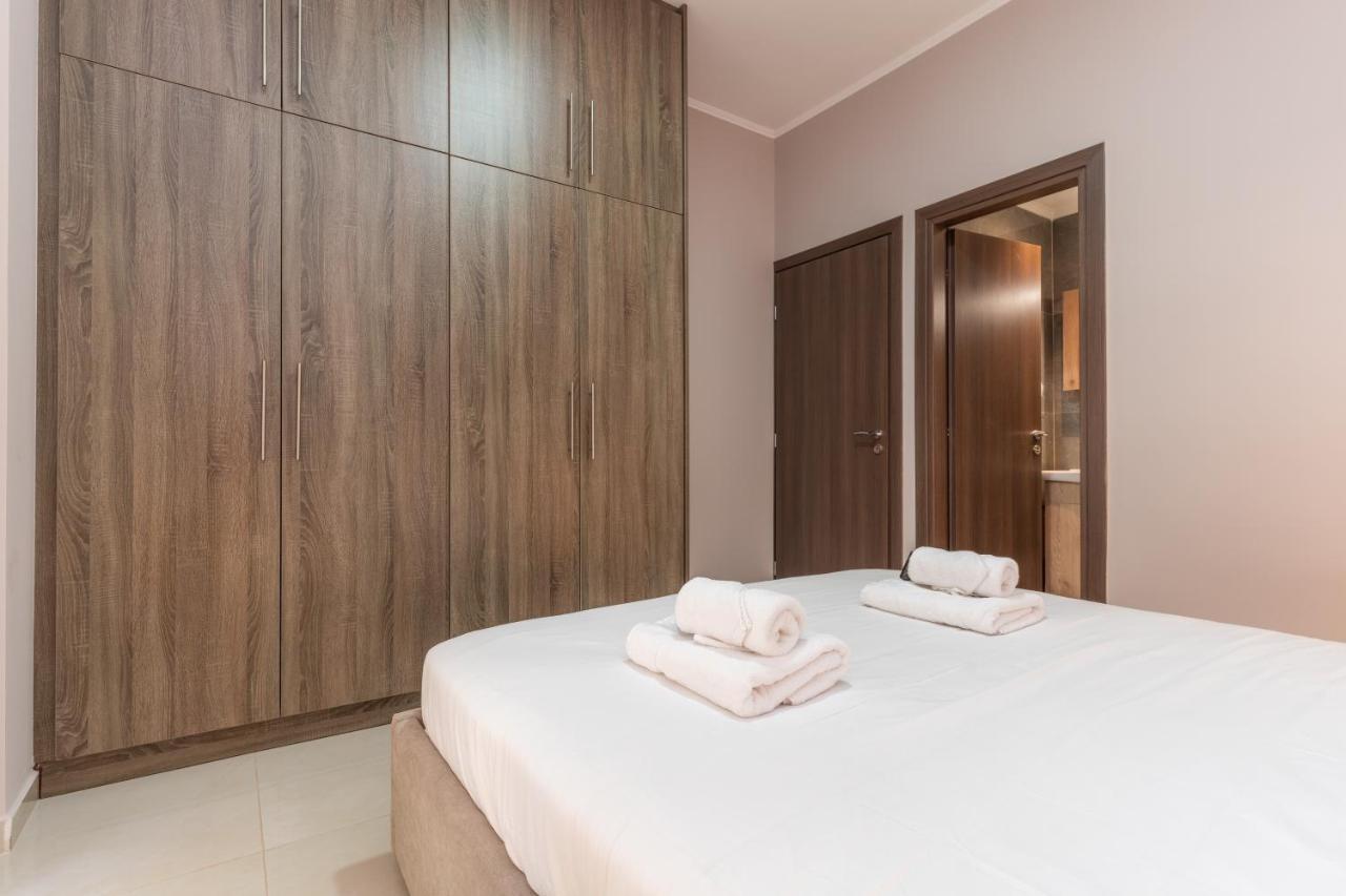 Cosy 2Br Apartment Next To Bars & Restaurants Атина Екстериор снимка