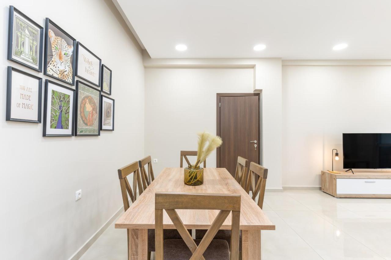 Cosy 2Br Apartment Next To Bars & Restaurants Атина Екстериор снимка