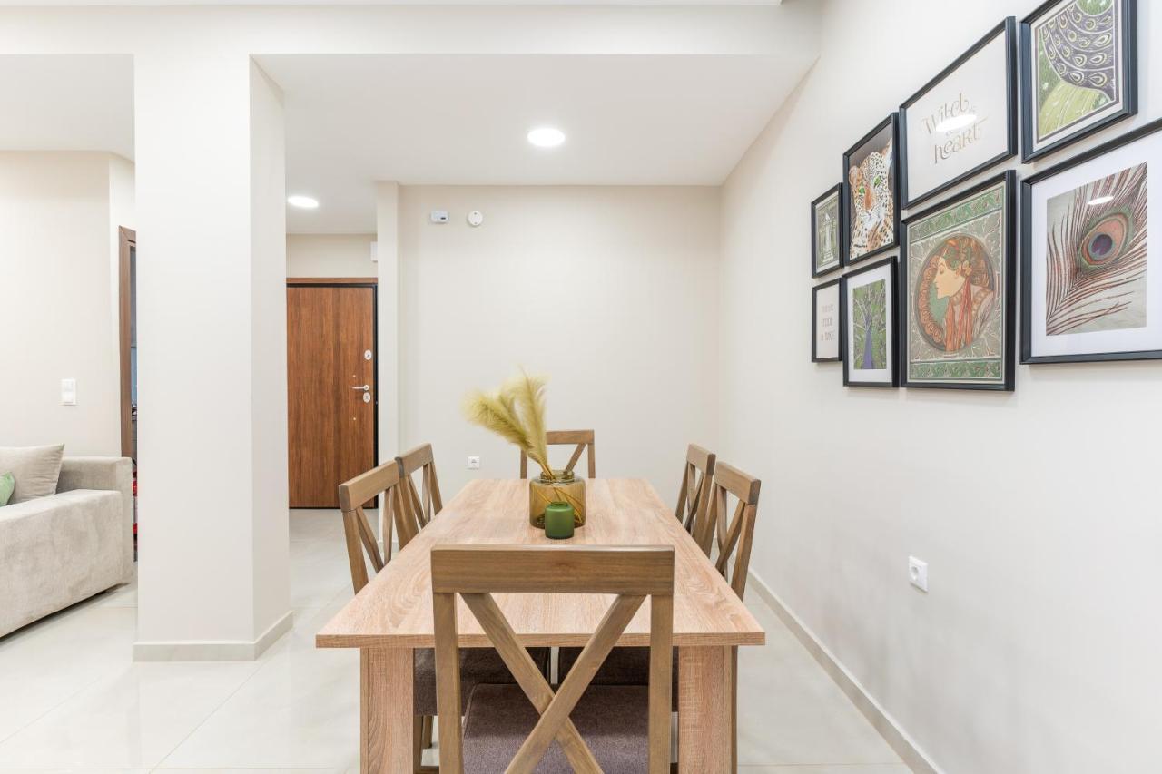 Cosy 2Br Apartment Next To Bars & Restaurants Атина Екстериор снимка