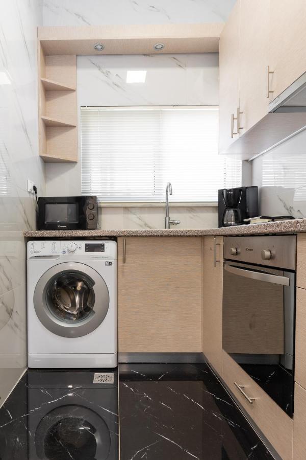Cosy 2Br Apartment Next To Bars & Restaurants Атина Екстериор снимка