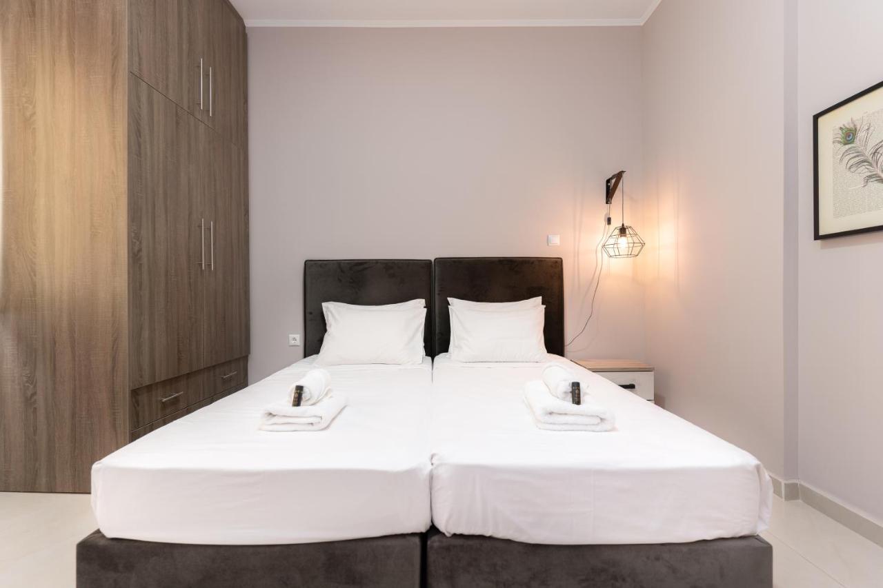 Cosy 2Br Apartment Next To Bars & Restaurants Атина Екстериор снимка