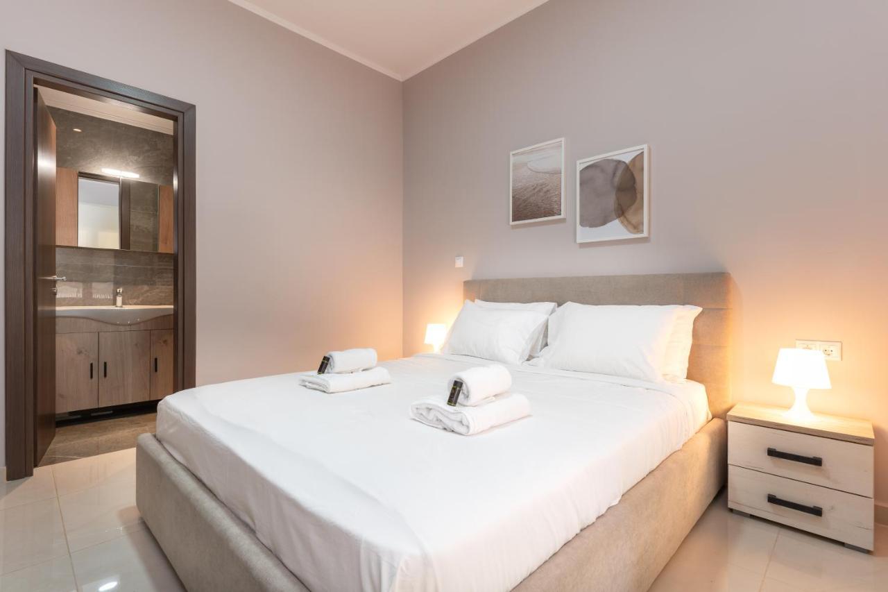 Cosy 2Br Apartment Next To Bars & Restaurants Атина Екстериор снимка
